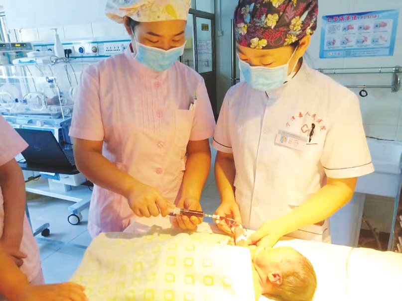 班玛县妇婴监护型护送